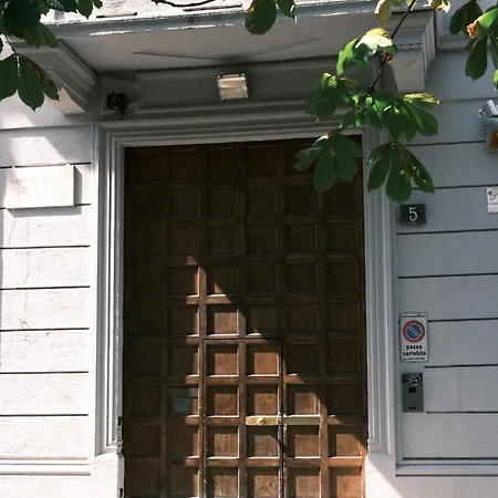 Comecasa Da Chiaretta Milan Exterior photo